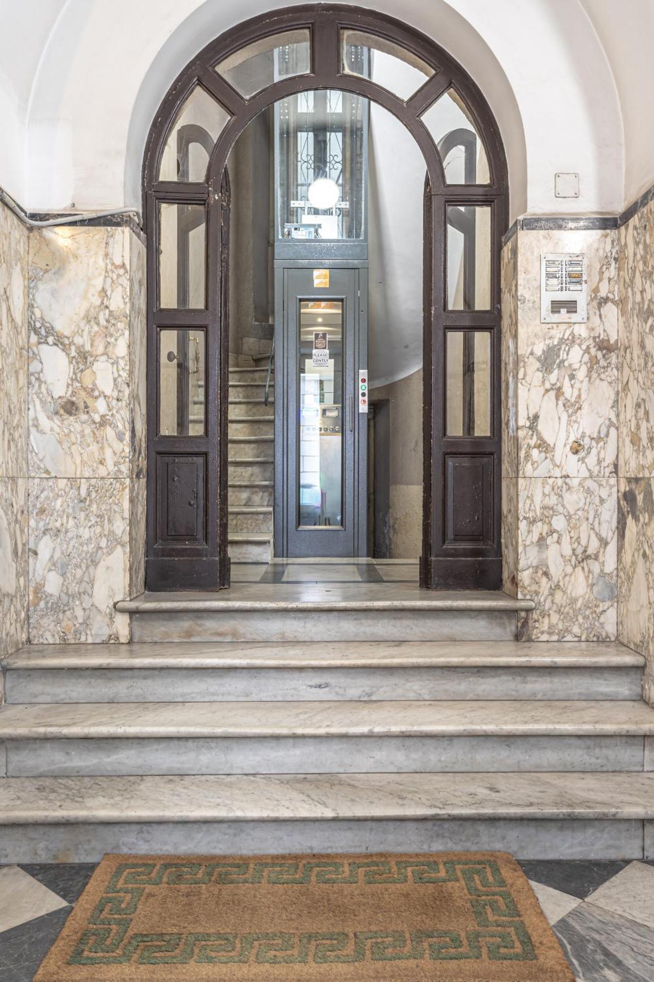 Private Apartment Colosseum Róma Kültér fotó